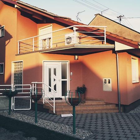 Apartment Dominik Osijek Ngoại thất bức ảnh